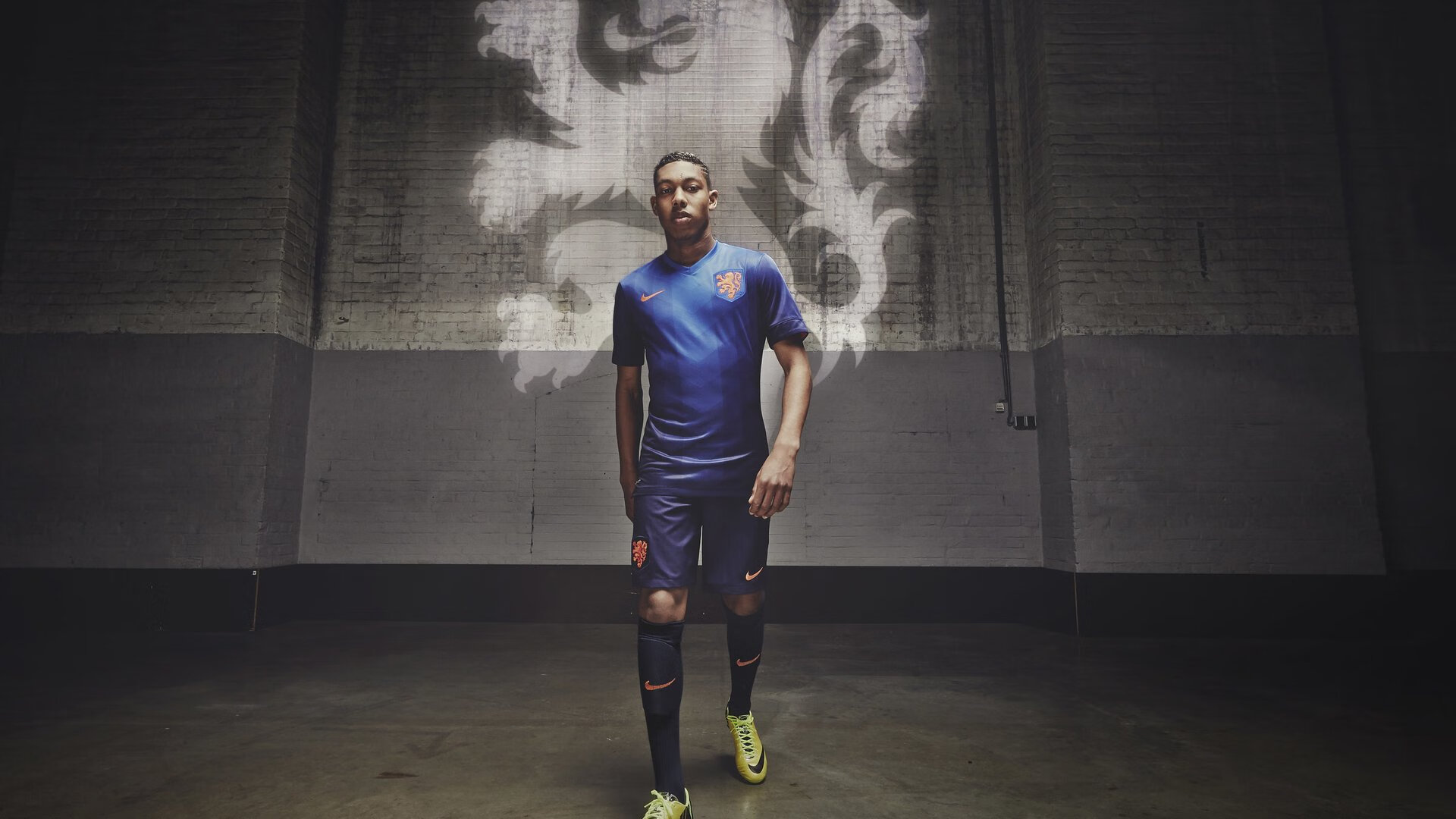 开云体育入口-哈斯车队力克红牛二队，皮亚斯特里关键制胜，书写F1赛场新篇章