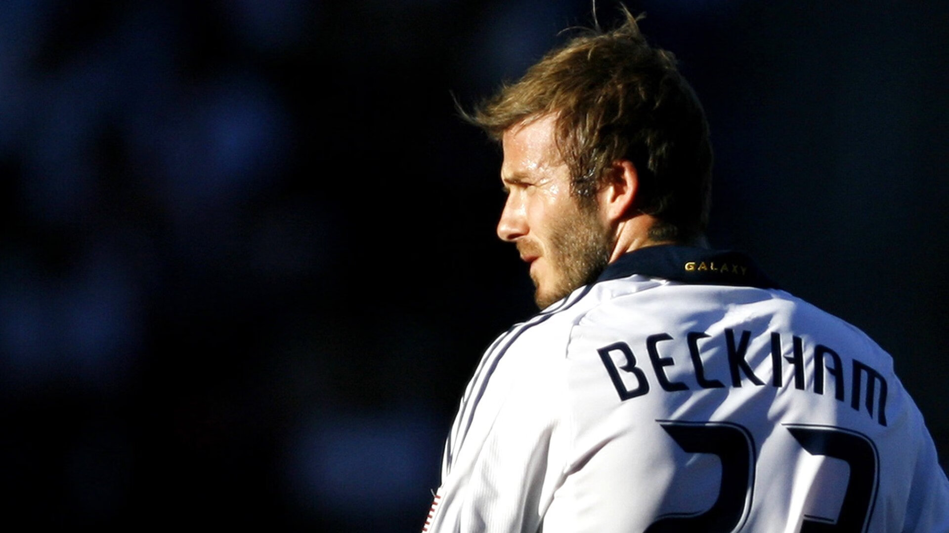 开云体育视频直播-独行侠的孤勇者之夜，霍勒迪高光闪耀，客场碾压雄鹿